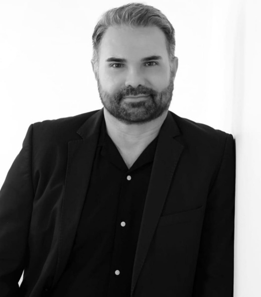 Dr. José A. Hernández Velázquez
