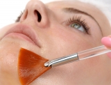 Peeling y cidos: tratamiento de rejuvenecimiento facial progresivo sin daos sobre la piel